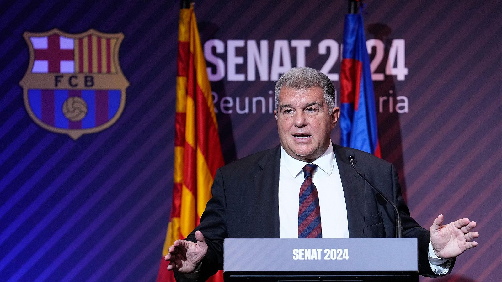 Joan Laporta en la reunión con el Senado de la entidad azulgrana