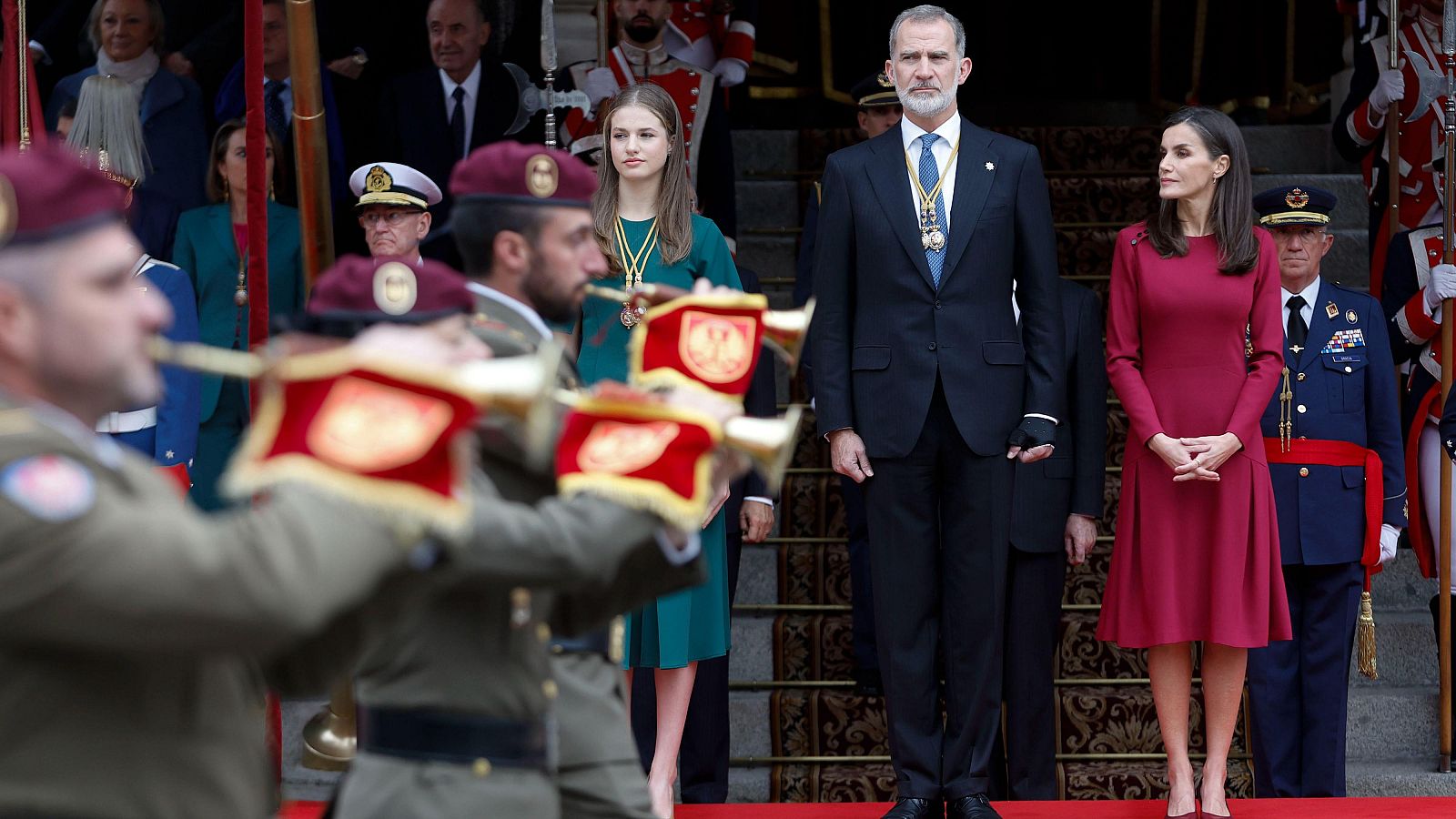 Los reyes, Felipe y Letizia, junto a la princesa Leonor, durante la solemne apertura de la XV Legislatura