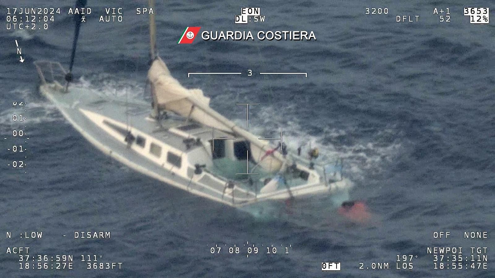 Unos 50 migrantes desaparecidos tras un naufragio frente a la costa de Calabria