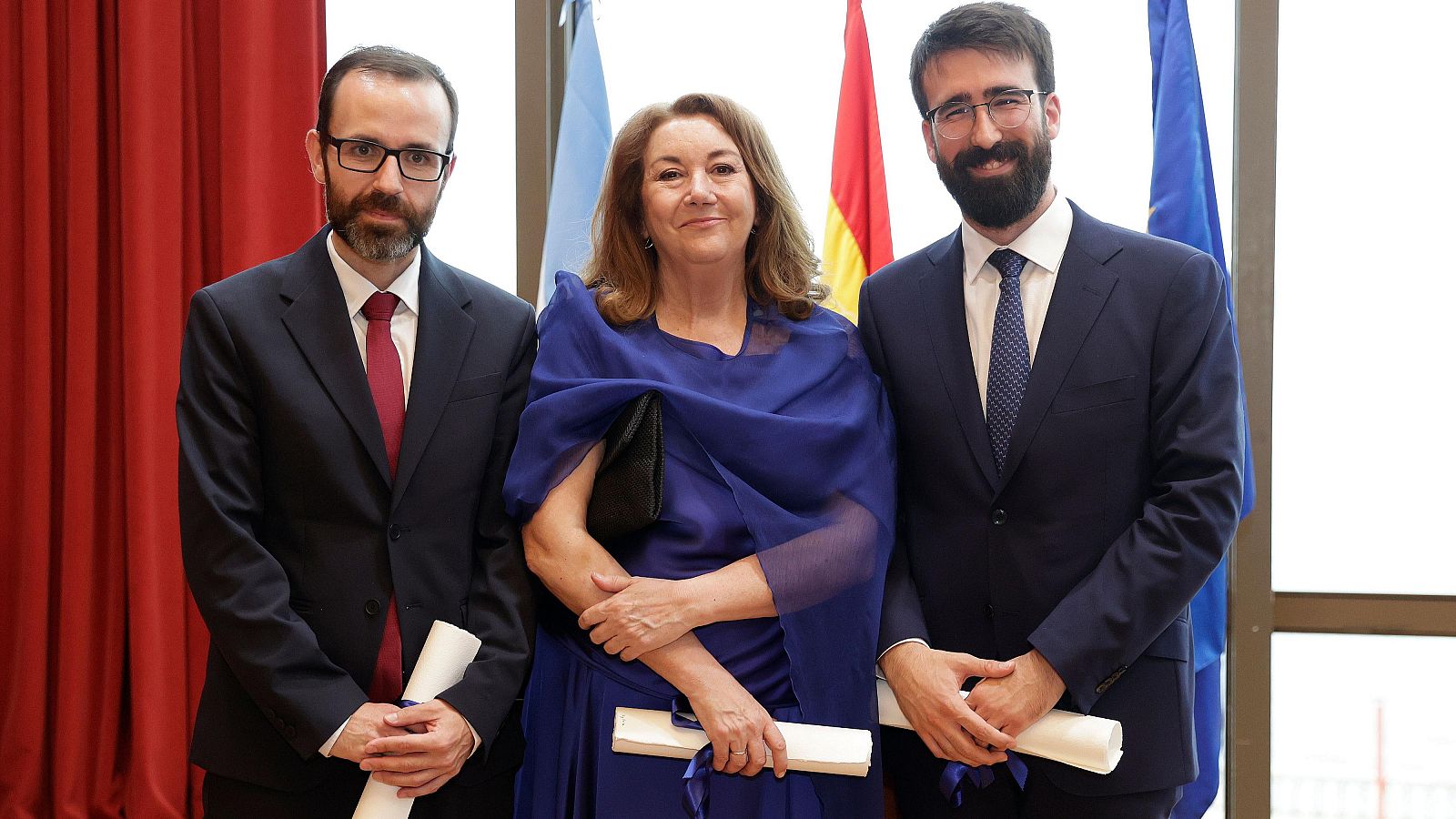 Los periodistas Sylvia Fernández de Bobadilla, Nacho Alarcón e Íñigo Picabea recogen sus premios europeos