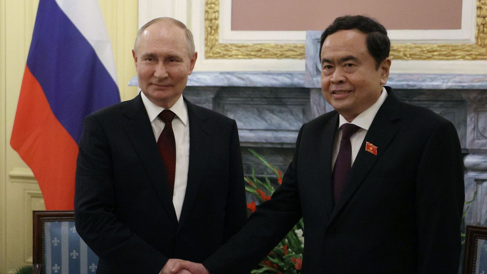 Rusia y Vietnam forjan una alianza defensiva ante el aislamiento internacional de Moscú