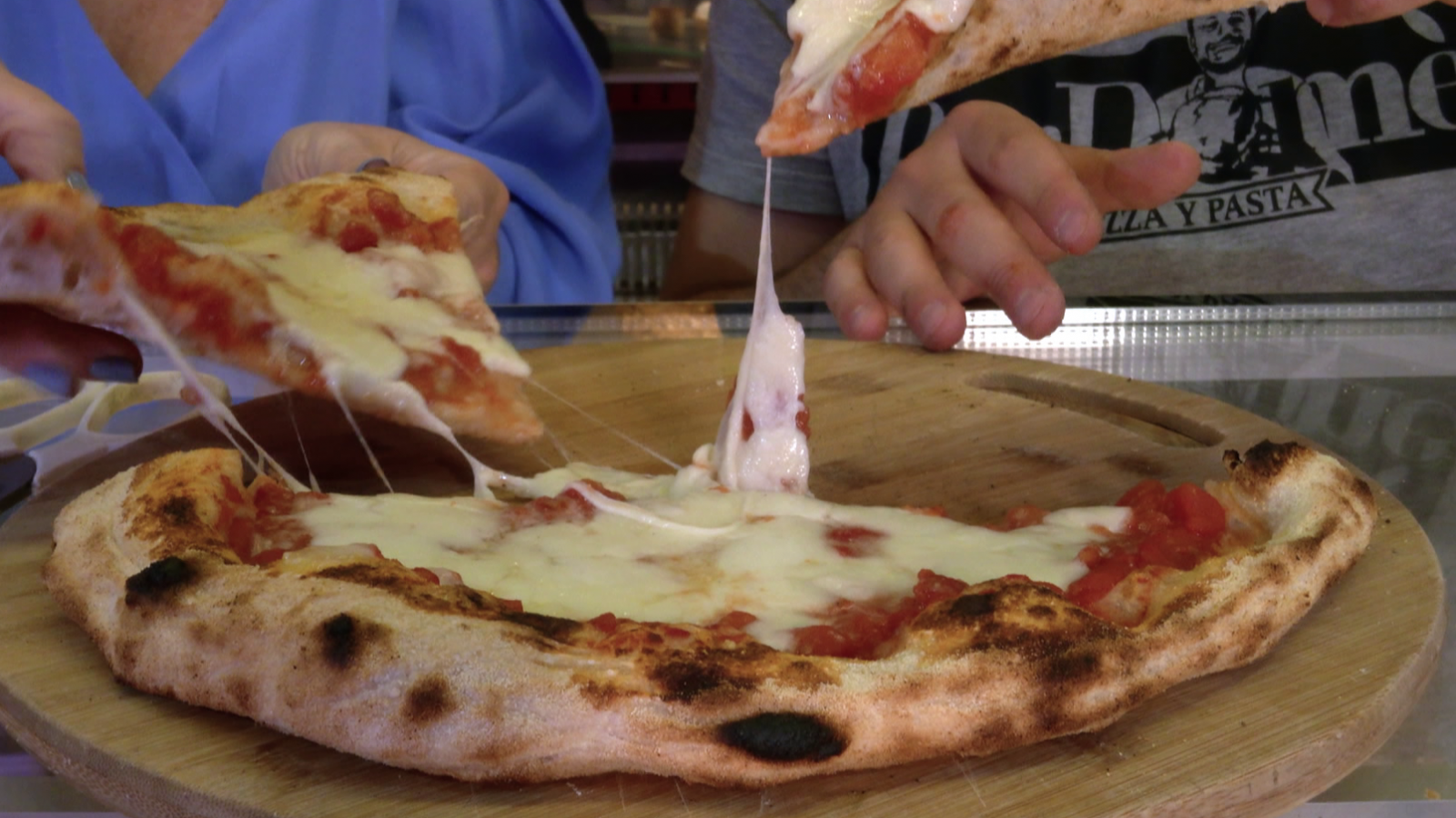 Así se hace la auténtica pizza napolitana