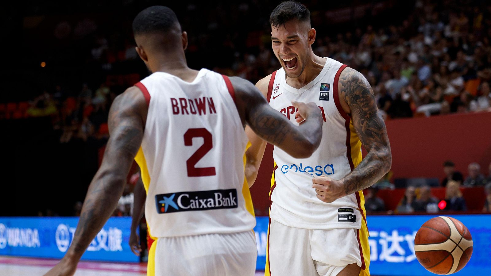 España - Finlandia, Preolímpico de baloncesto: Willy y Brown