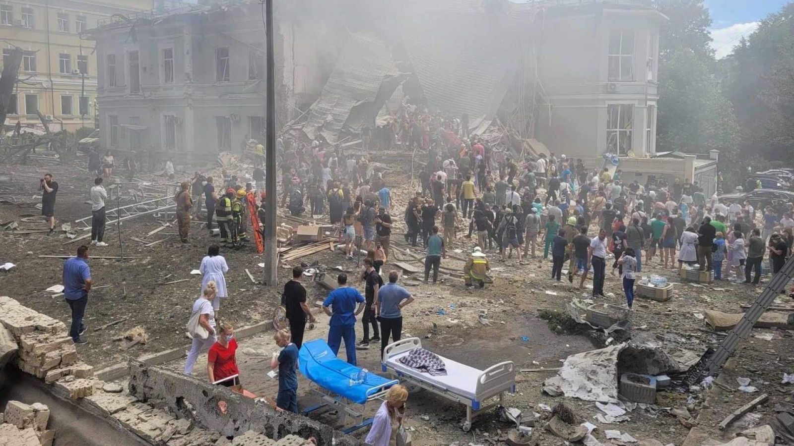 El hospital infantil Ojmadit de Kiev atacado por misiles rusos