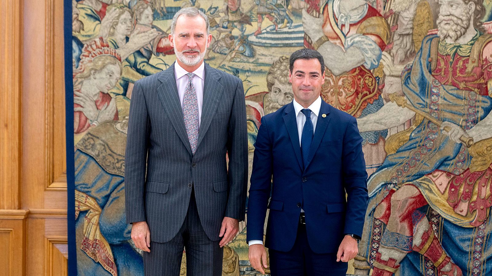 El Rey Felipe VI recibe en audiencia al lehendakari, Imanol Pradales, en el Palacio de La Zarzuela