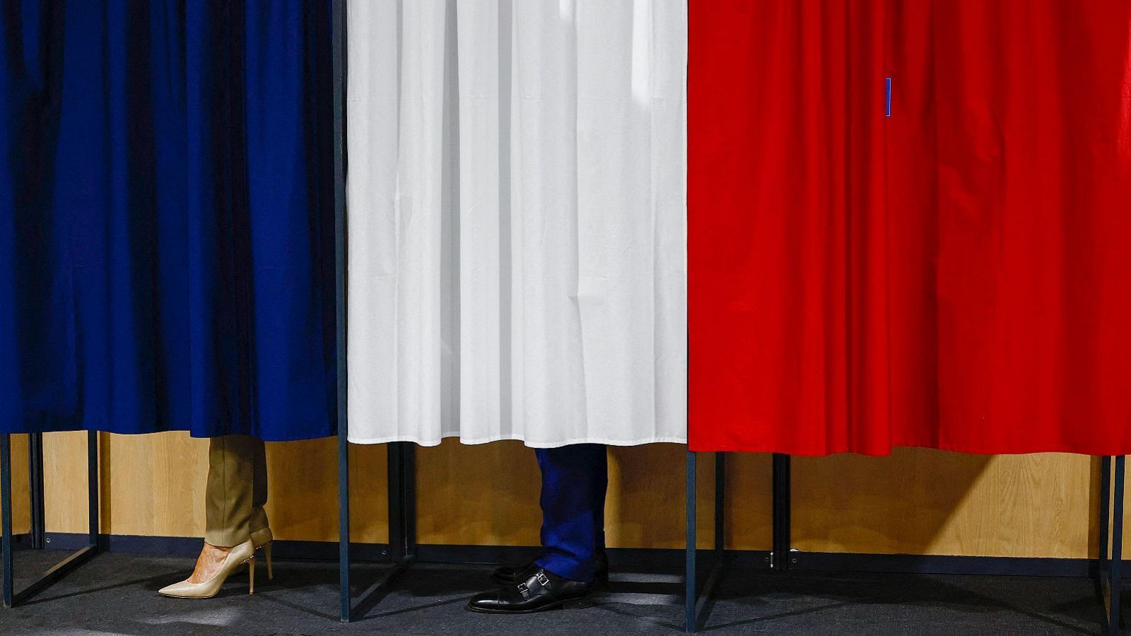 Cabina electoral en Francia