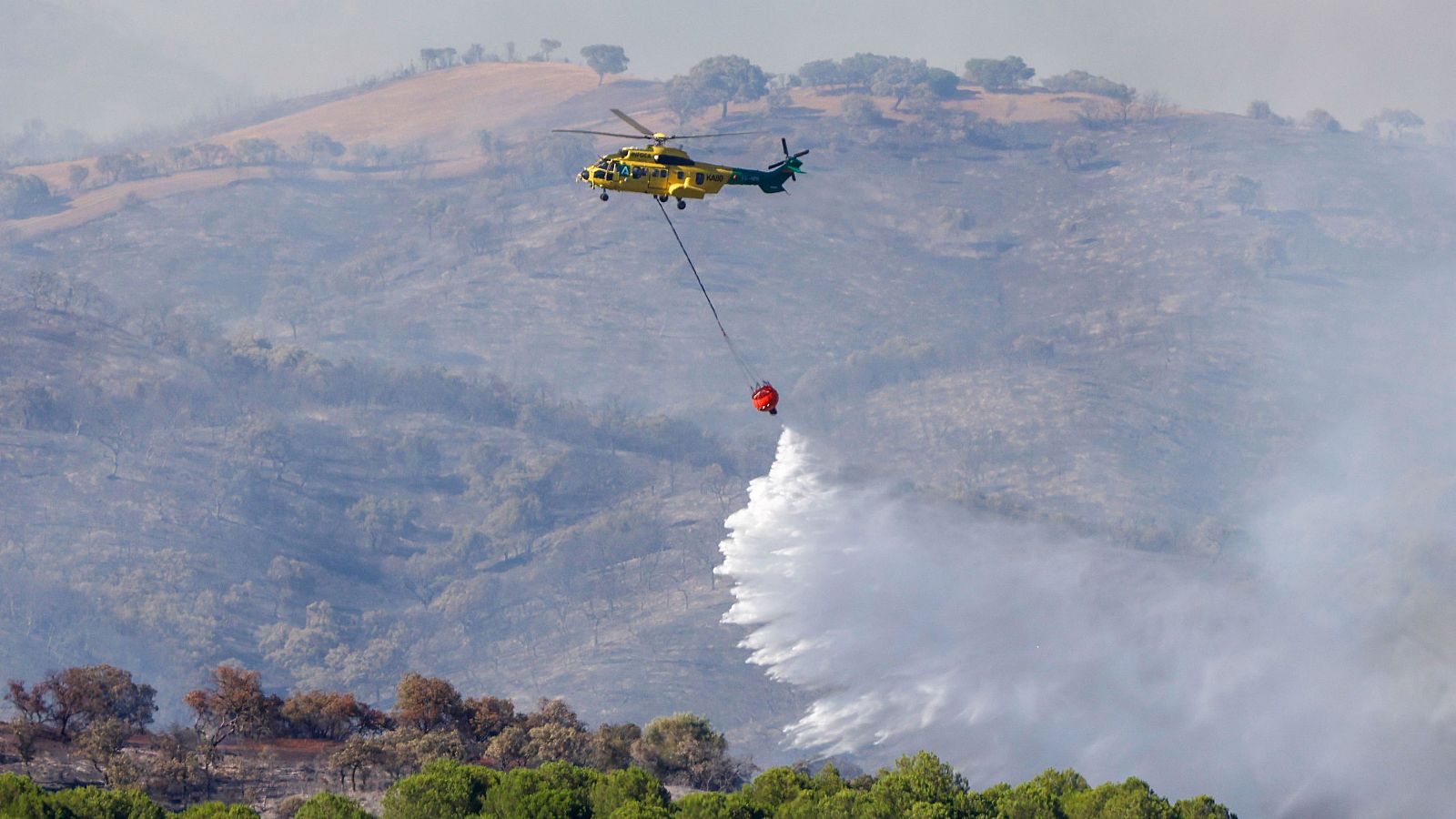 El incendio en la base militar de Cerro Muriano, en Córdoba, evoluciona favorablemente