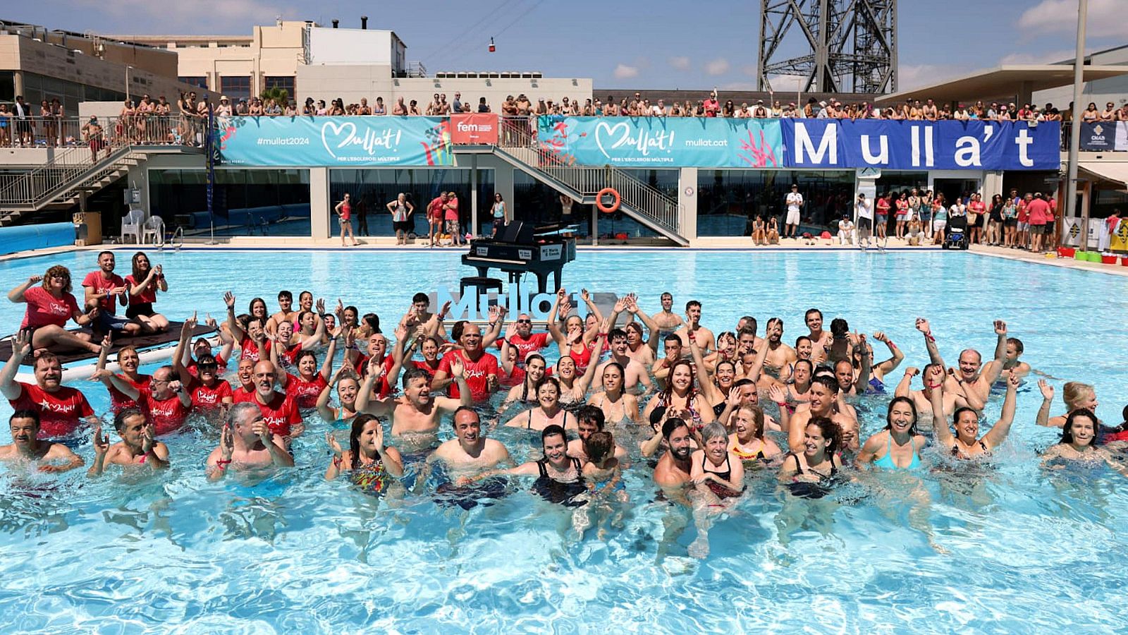 Personalitats com Josep Rull, Laura Vilagrà, Ramon Gener o Ada Parellada participen a l'acte central del 'Mulla't a la piscina del CNAB