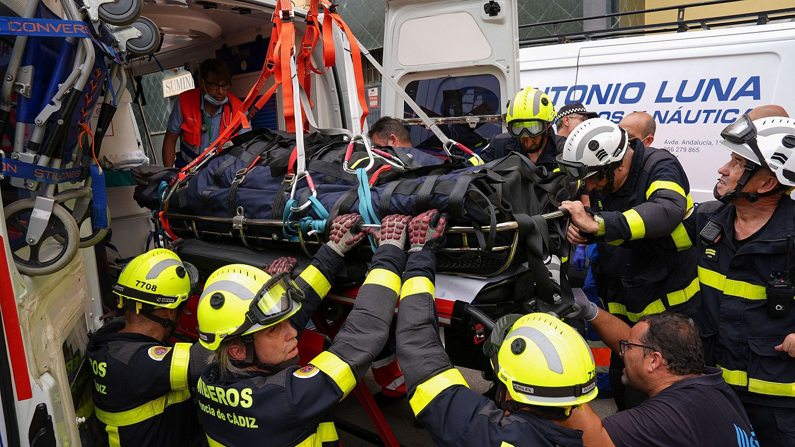 El hombre en San Fernando durante el traslado