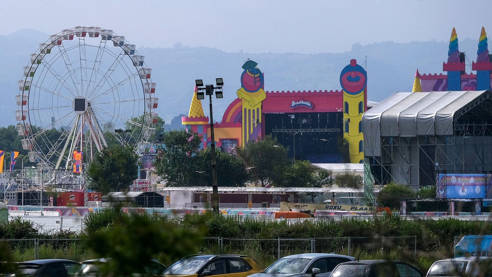 Muere un joven en el Festival de Boombastic tras ser golpeado por la noria gigante.