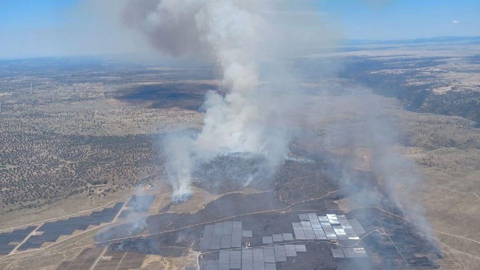 Imagen aérea del incendio forestal de Talaván (Cáceres).