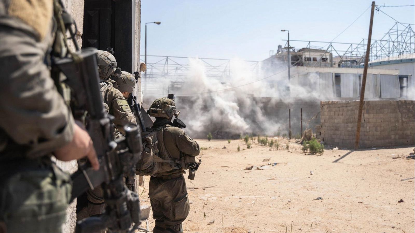 Las fuerzas armadas de Israel en Jan Yunis (sur de Gaza)