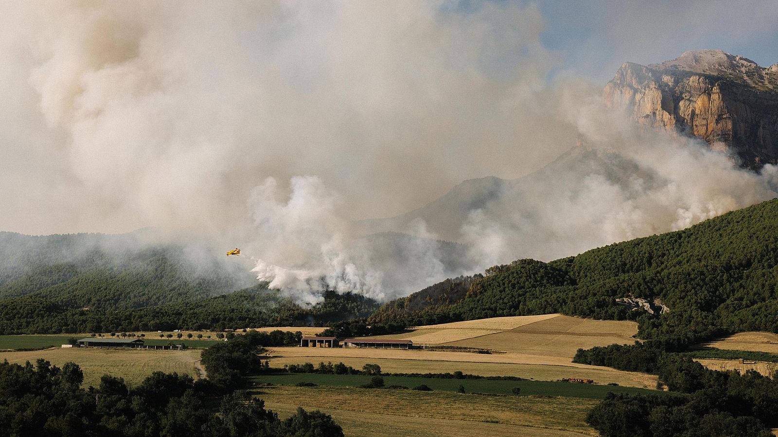 Imagen del incendio de El Pueyo de Araguás