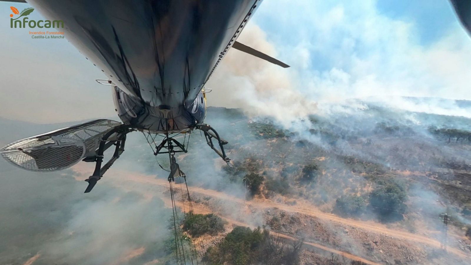 El incendio de Argamasilla, en Ciudad Real, ha quemado 400 hectáreas y sigue sin control