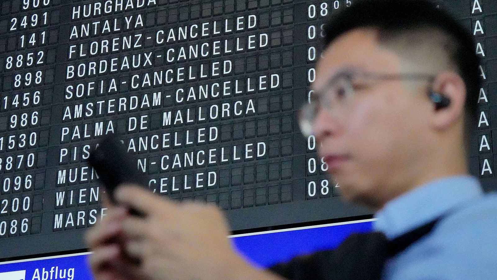 El aeropuerto de Frankfurt reabre tras el bloqueo de la pista