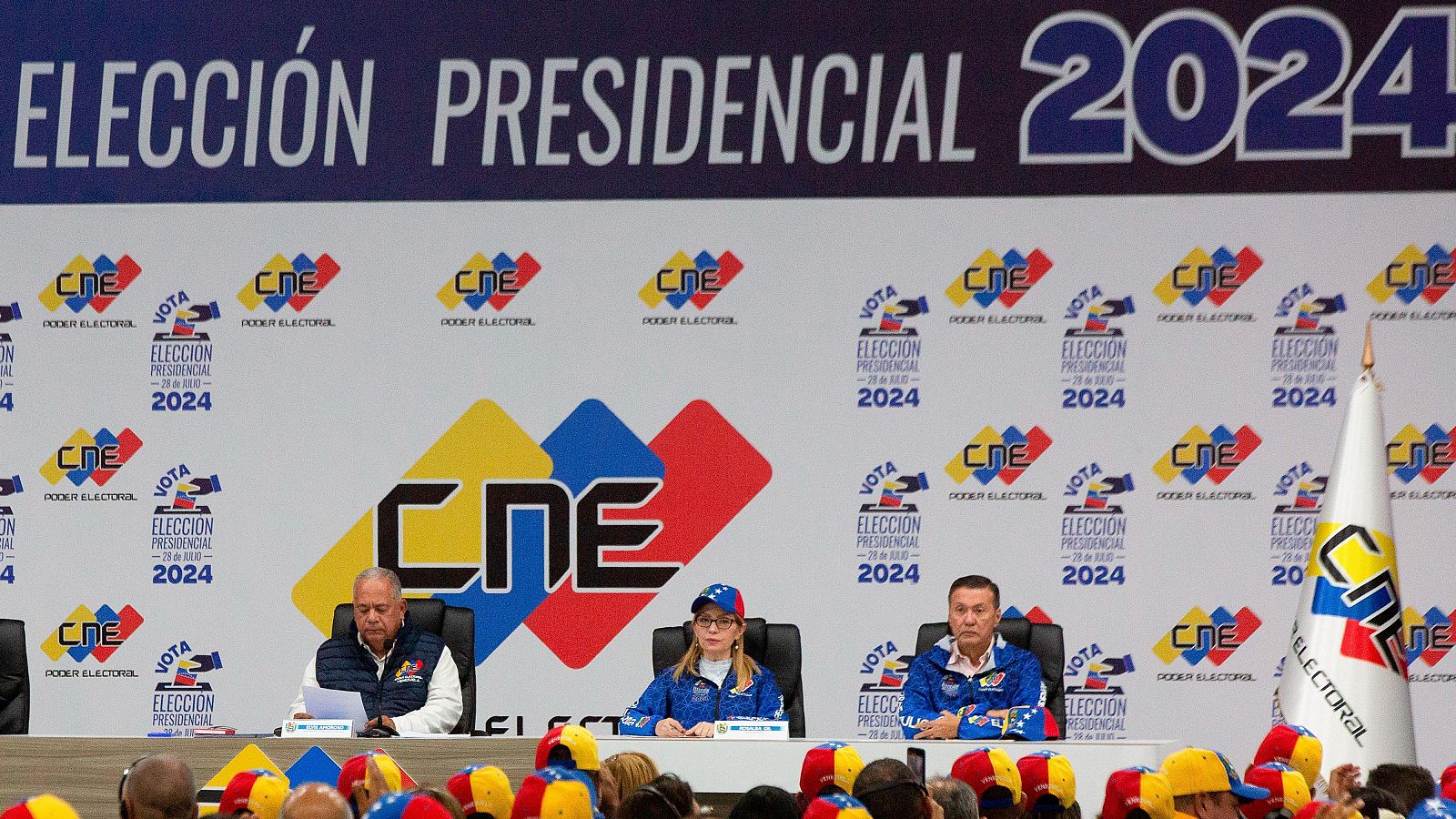 Albares pide que los resultados de Venezuela "puedan ser verificables por todo el mundo"