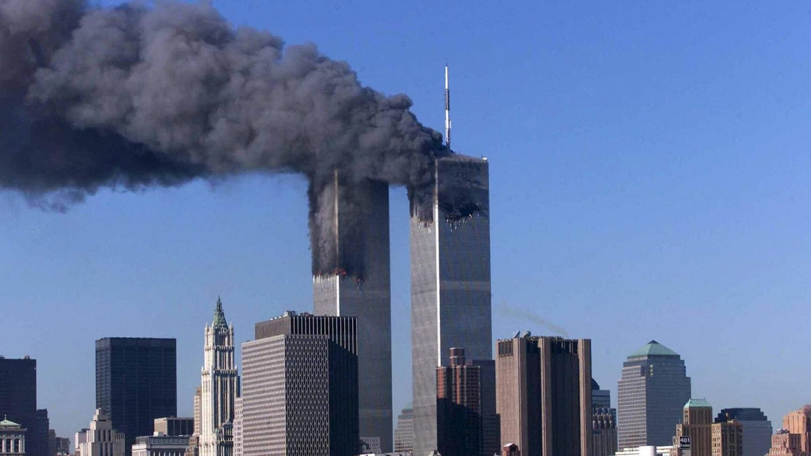 Imagen de archivo del 11 de septiembre de 2001 del ataque terrorista contra las Torres Gemelas de Nueva York (EE.UU.).