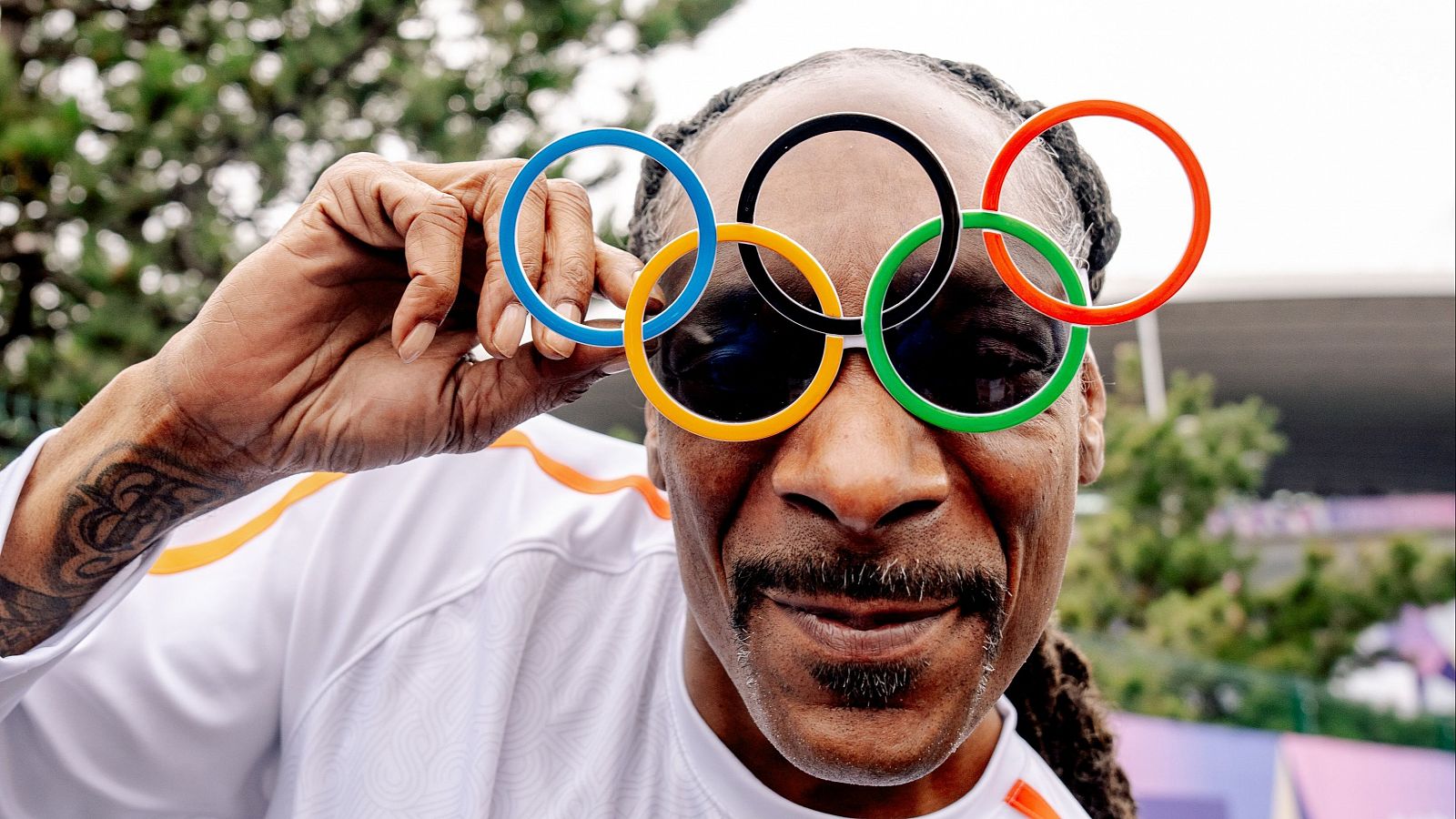 De rapero a ícono olímpico: el viaje de Snoop Dogg a París 2024