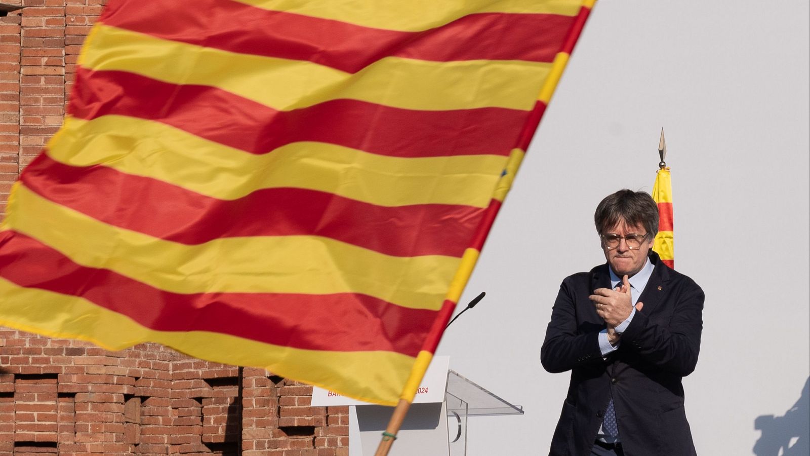 Puigdemont e Illa: Carles Puigdemont, en su acto el jueves en Barcelona