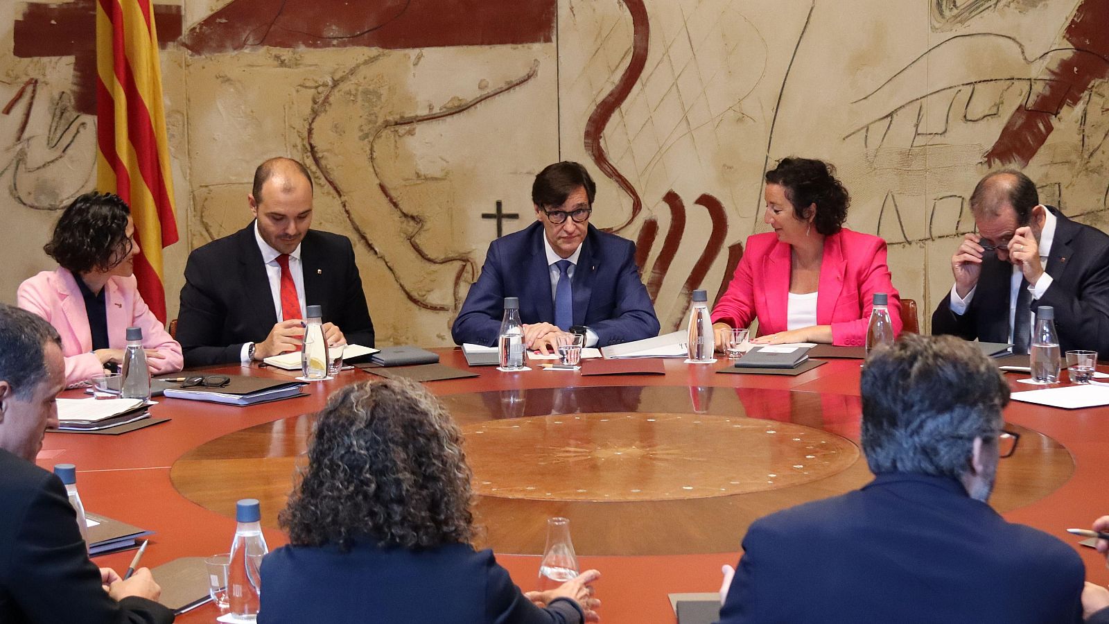 Salvador Illa presideix la reunió del seu executiu a la Generalitat