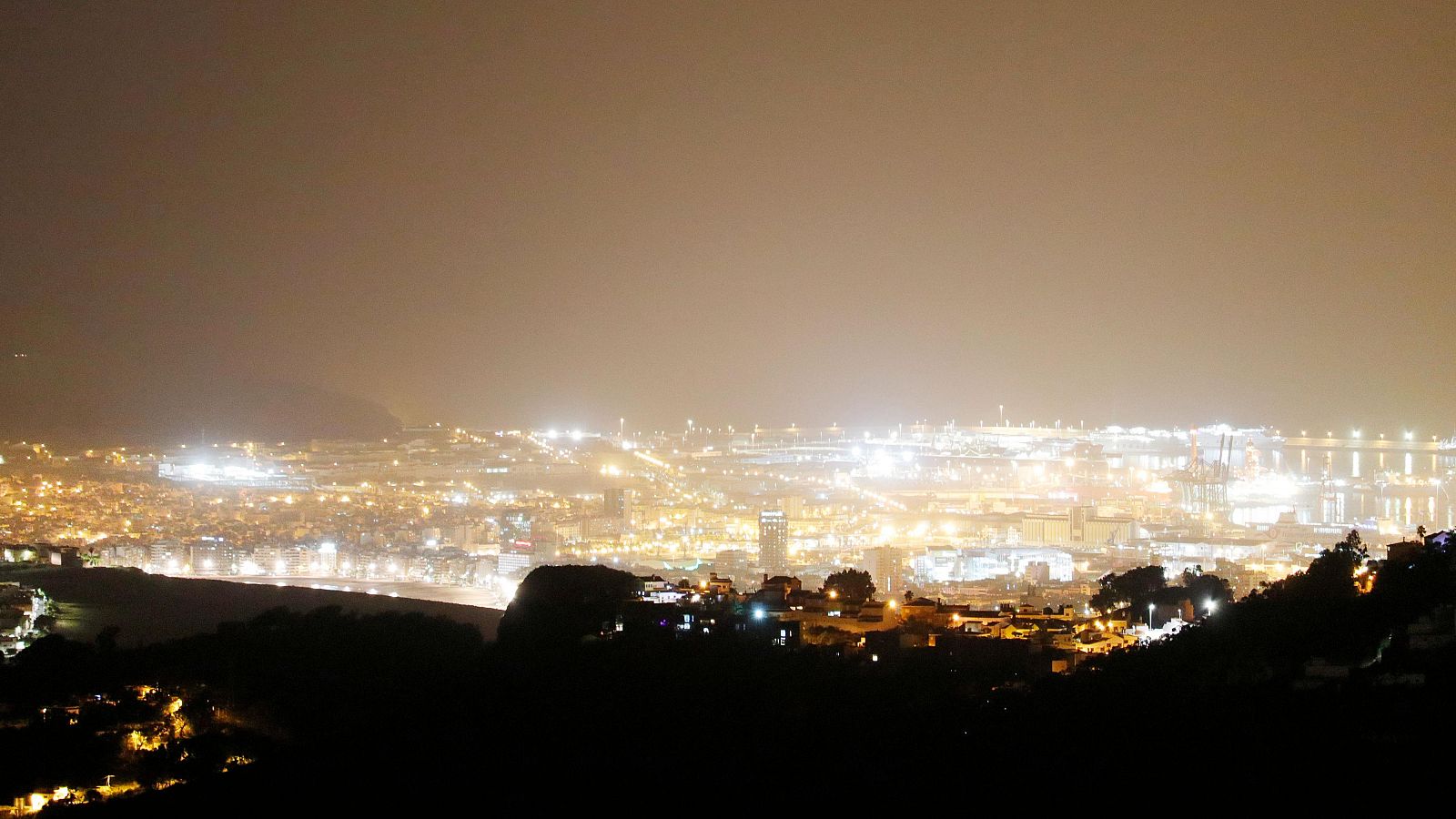 ContaminacIón lumínica: vista de Las Palmas de Gran Canaria