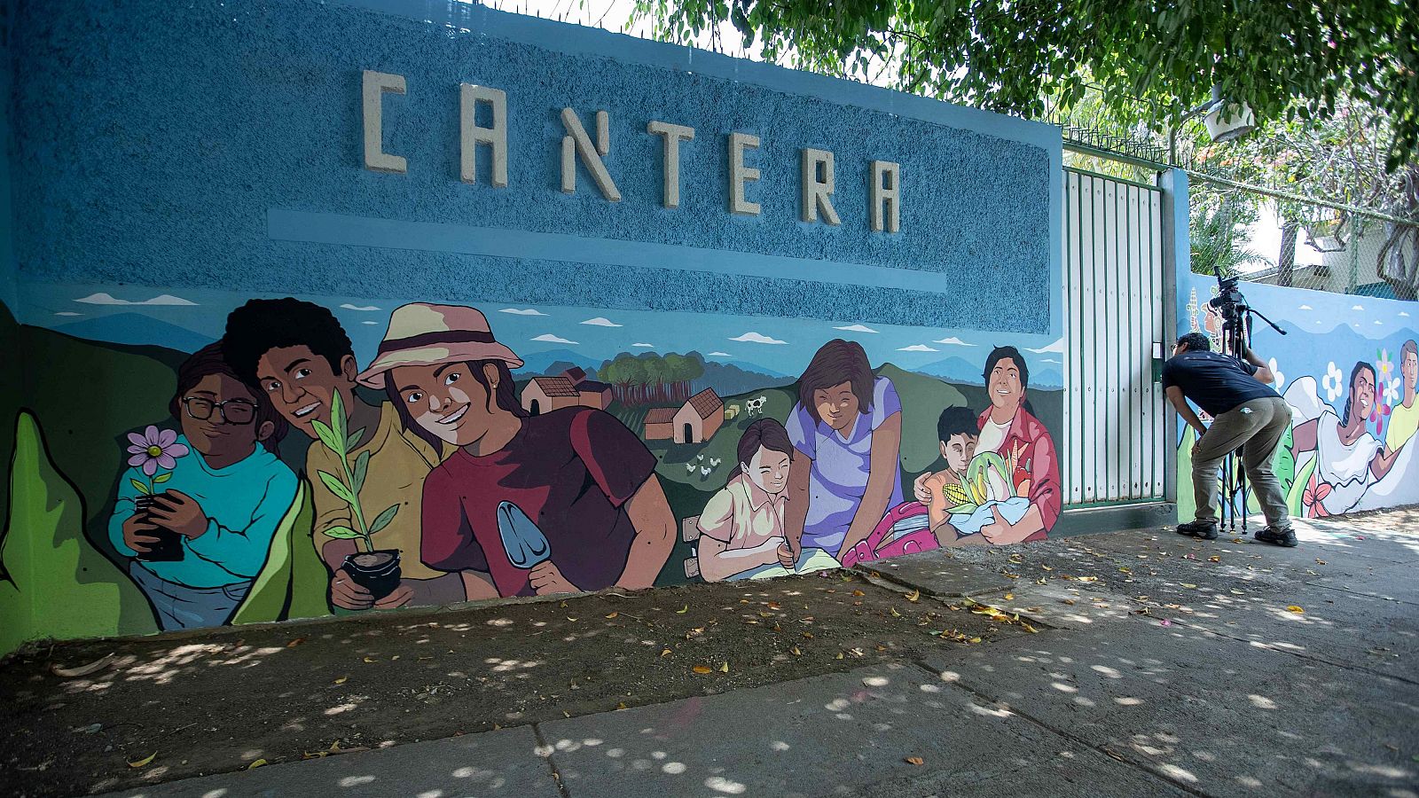 La fachada de la ONG Centro de Comunicación y Educación Popular (Cantera), en Managua (Nicaragua).