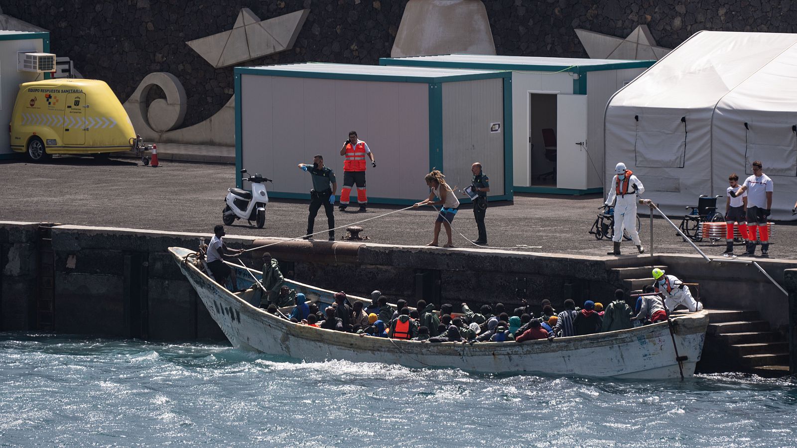 Un cayuco llega a El Hierro con 173 migrantes