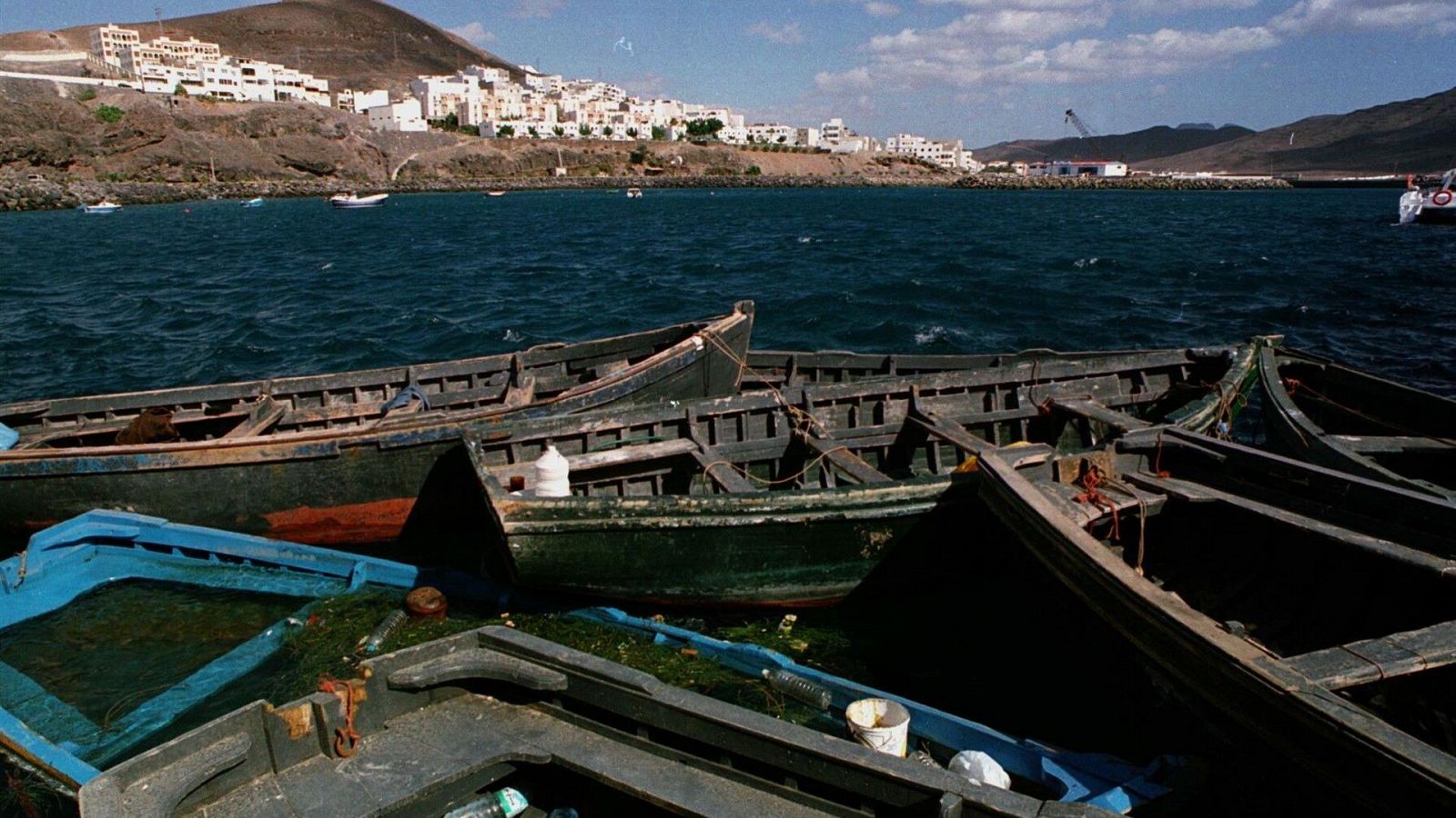 Pateras llegadas desde África en Gran Tarajal, Fuerteventura, en 1999