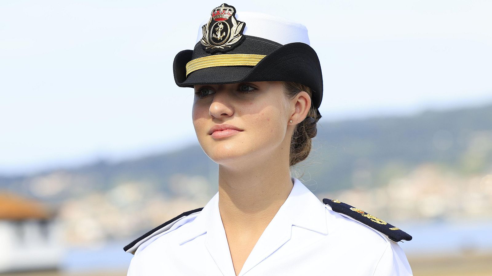 Primer día de la princesa Leonor en la Escuela Naval Militar: reconocimiento, competición y primera salida al mar