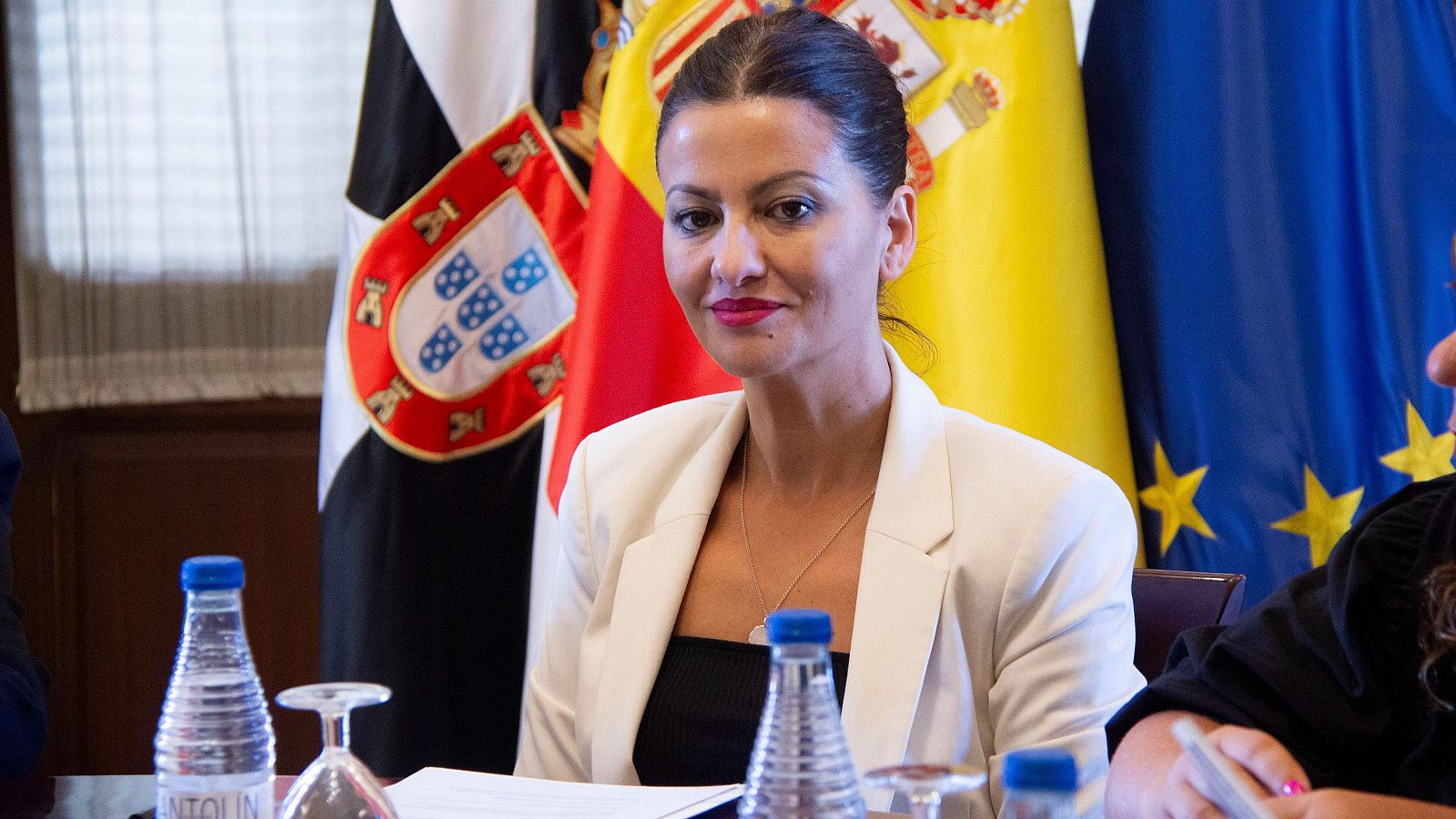 La Ministra de Juventud e Infancia, Sira Rego, durante una reunión, en el Palacio de la Asamblea, a 4 de septiembre de 2024, en Ceuta (España).