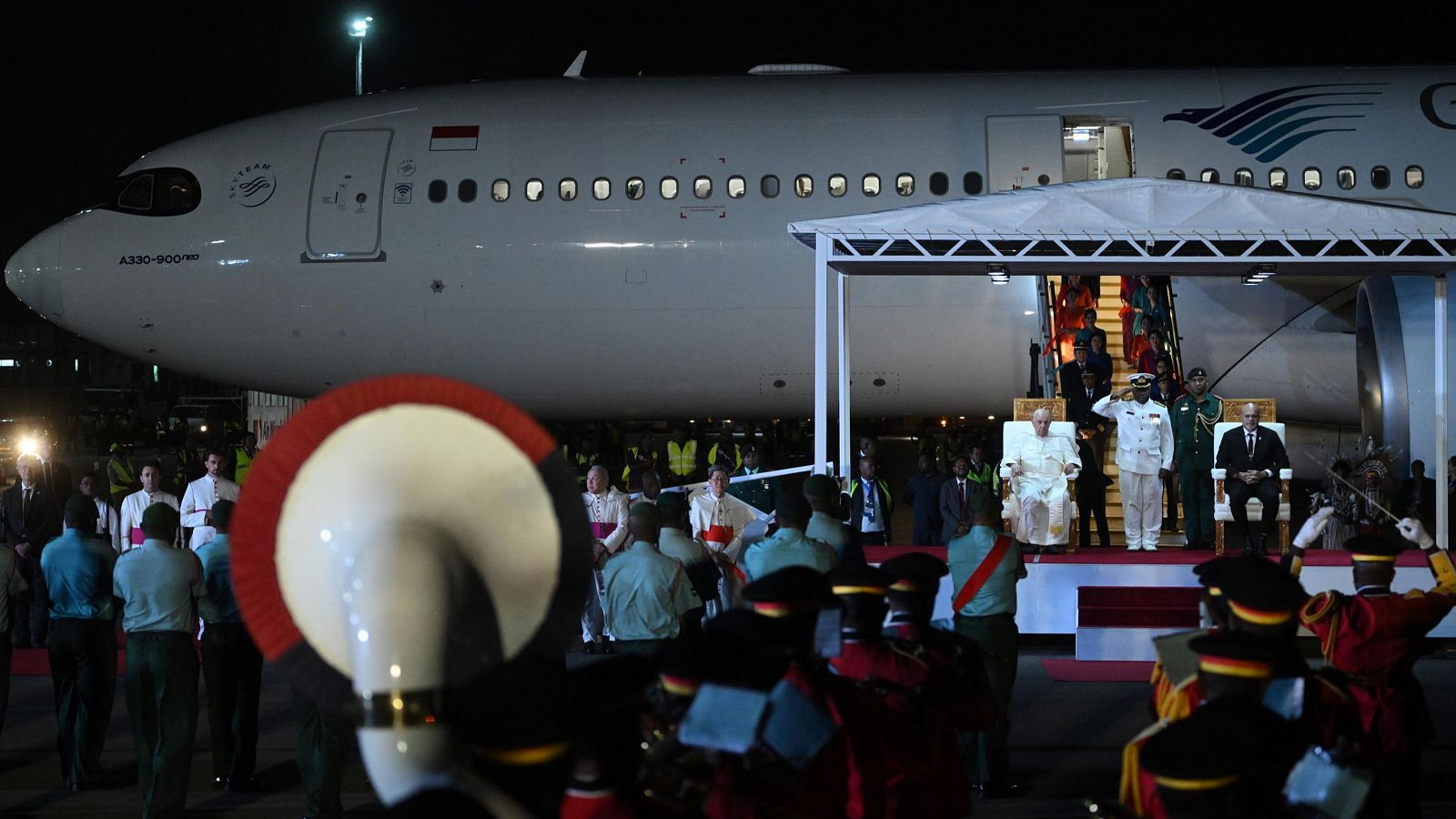 El papa Francisco a su llegada a Papúa Nueva Guinea.