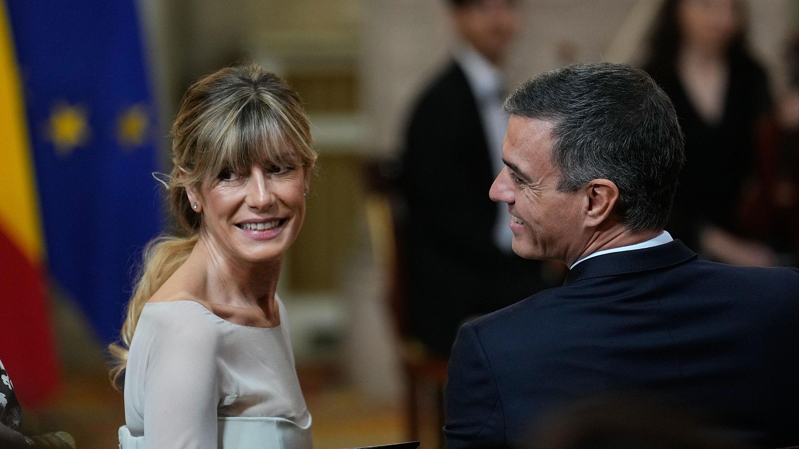 Begoña Gómez, junto a su marido, el presidente del Gobierno, Pedro Sánchez, en una imagen de archivo