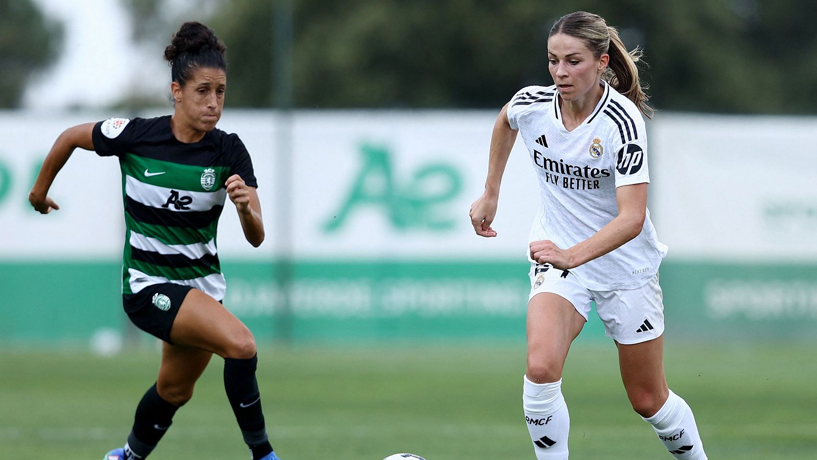 Melanie Leupolz durante el partido del Real Madrid contra el Sporting de Portugal