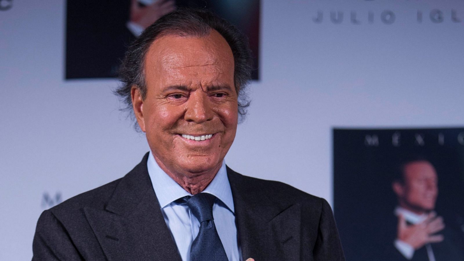 Julio Iglesias.