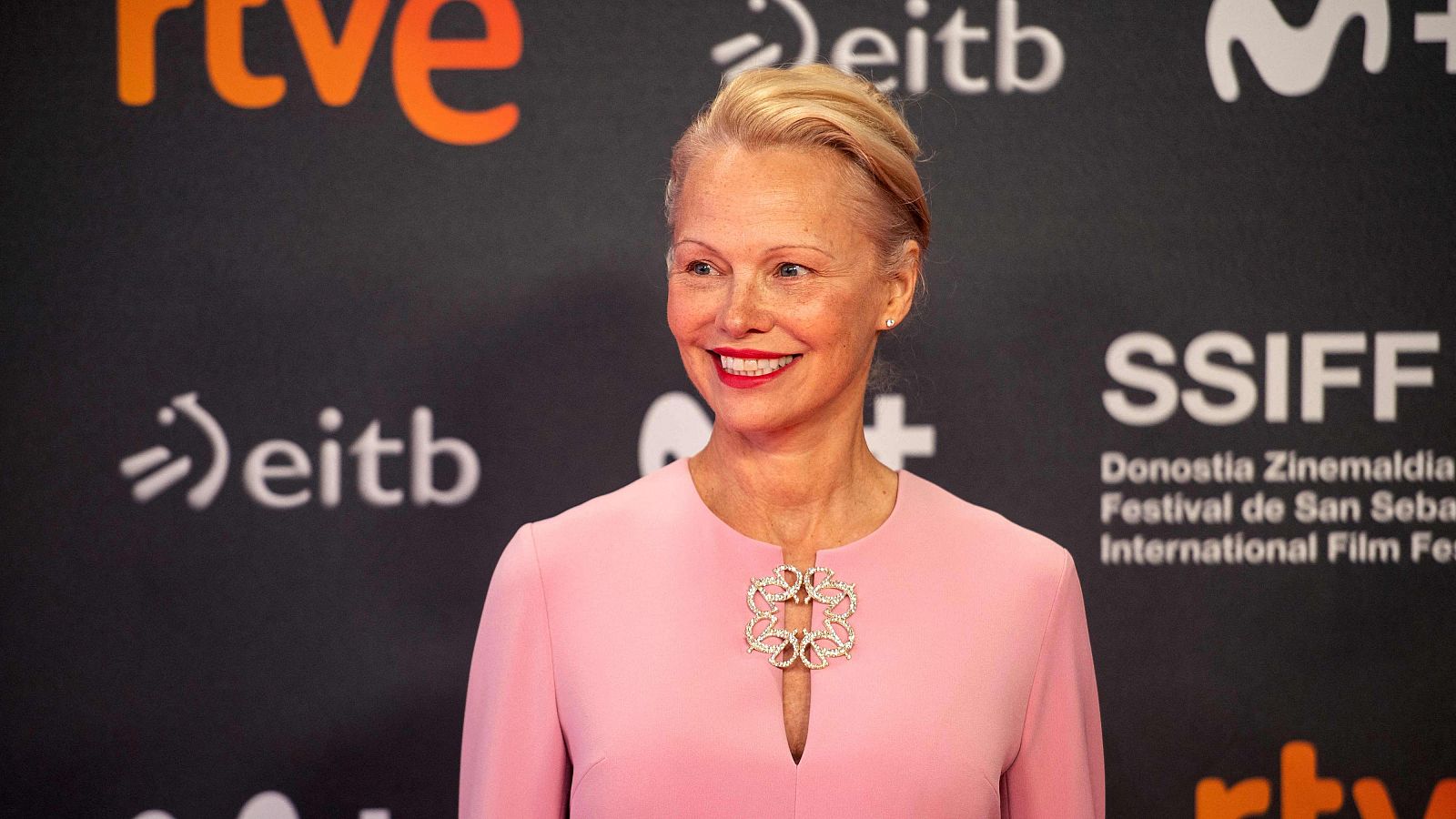 Pamela Anderson en el Festival de San Sebastián (ANDER GILLENEA / AFP)