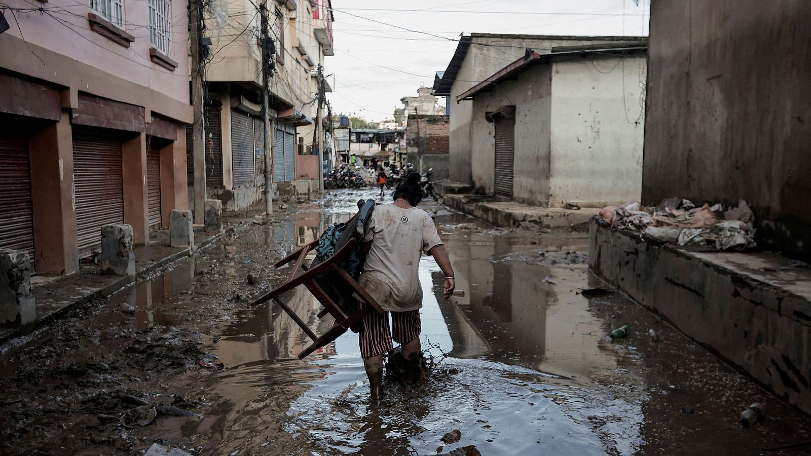 Nepal contabiliza 148 muertos y daños masivos tras las peores lluvias en décadas