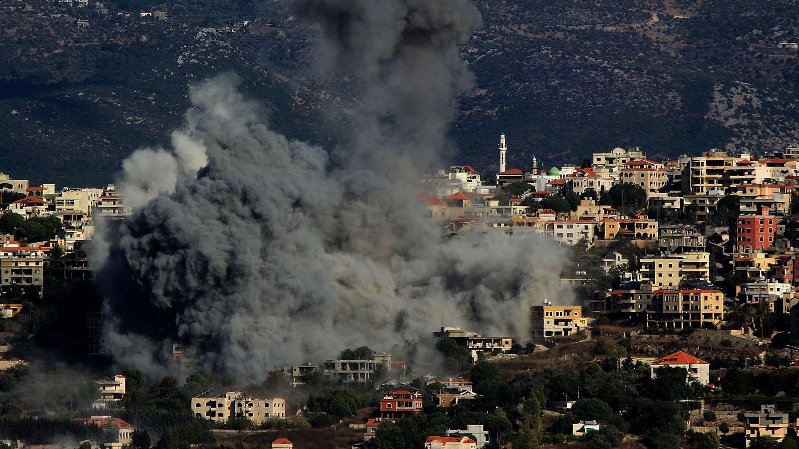 Ataque israelí sobre la ciudad de Khiam, al sur del Líbano