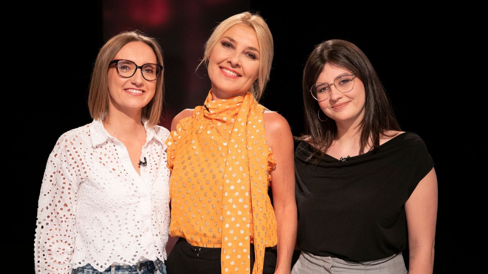 Cayetana Guillén Cuervo junto a las invitadas del programa de esta semana