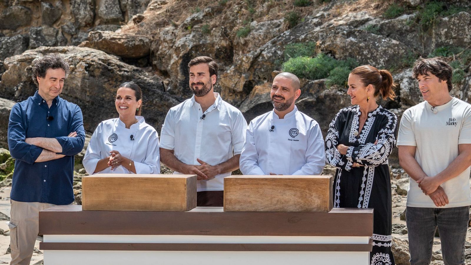 Pedro Pena, Óscar Geadas y Teresa Horta junto al jurado del programa