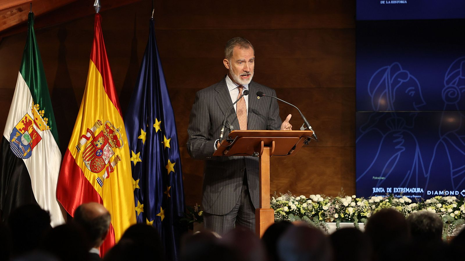 El rey Felipe VI durante el encuentro de las Academias Iberoamericanas de la Historia en España