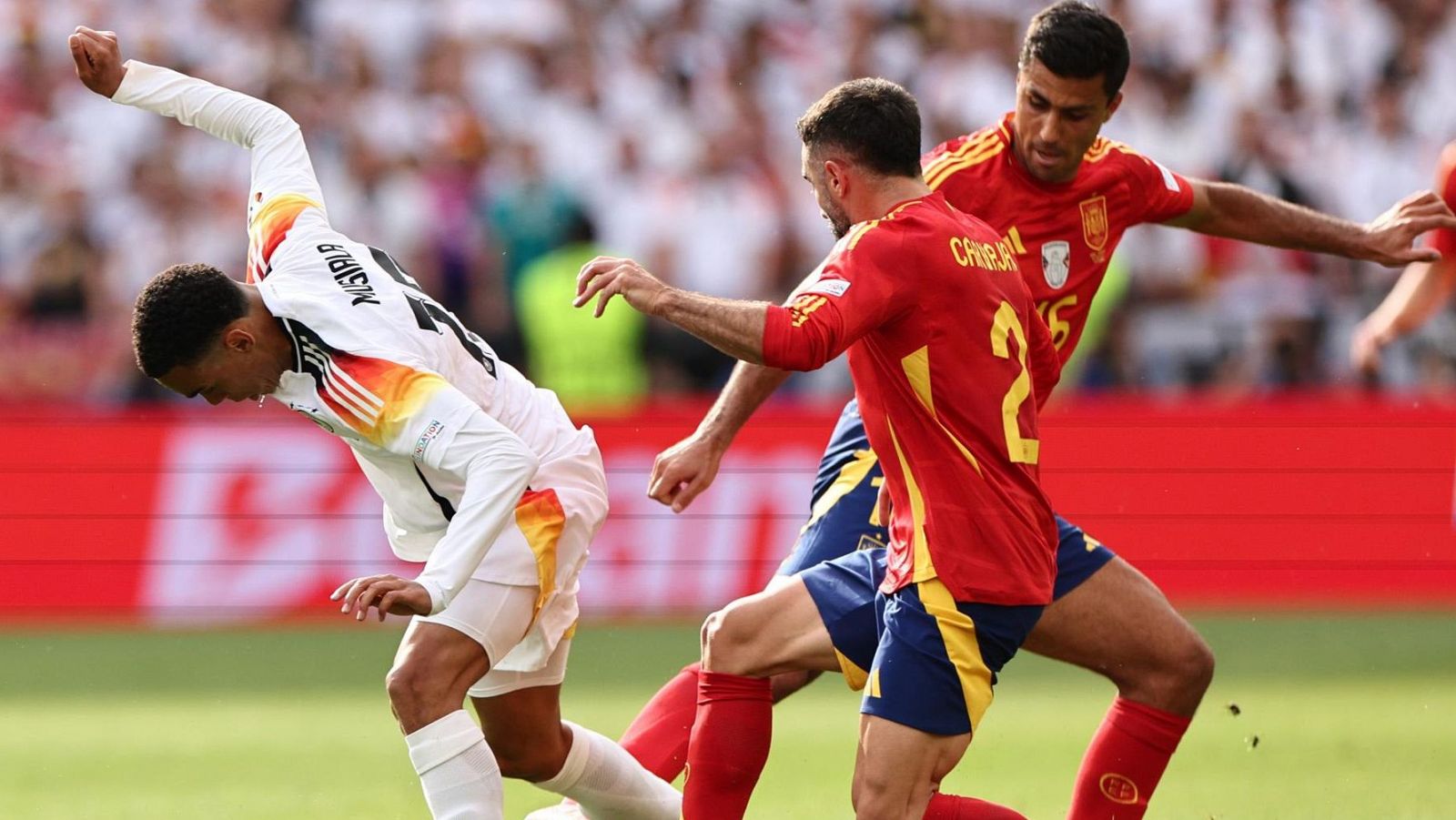 Los posibles recambios para Rodri y Carvajal en la selección española