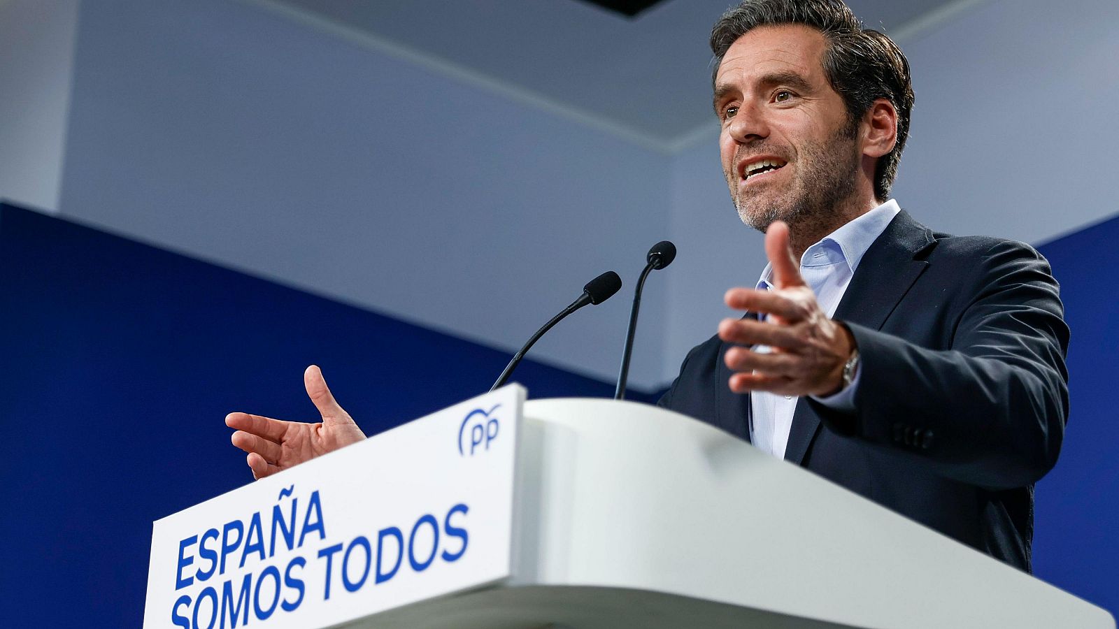 El portavoz popular Borja Sémper, durante la rueda de prensa en Génova