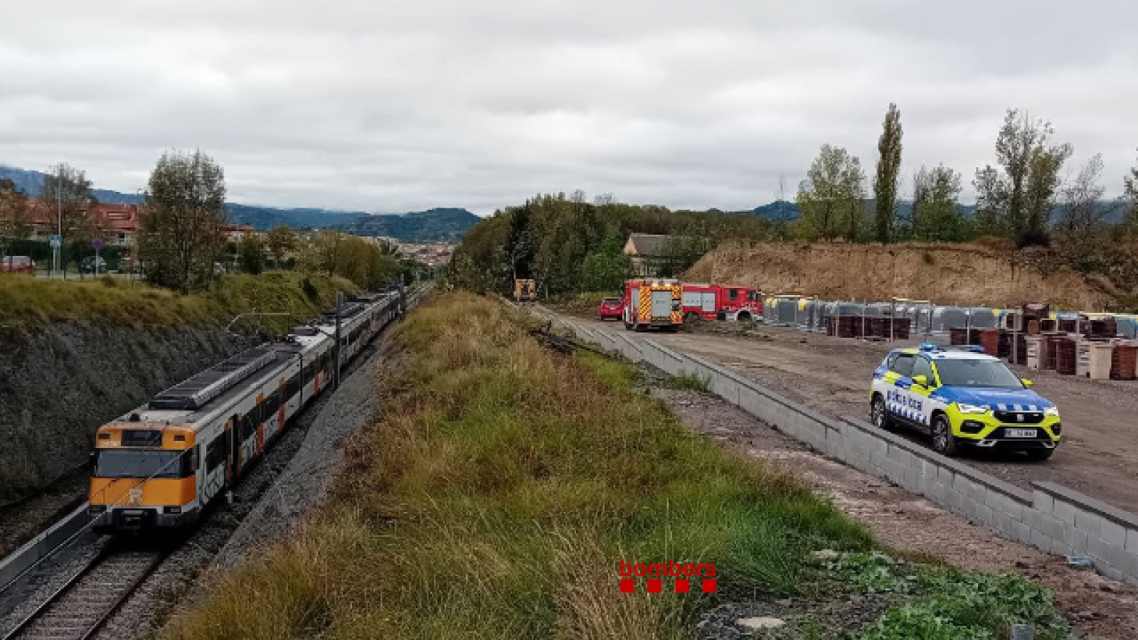 Nueva incidencia en Rodalies: las llamas obligan a evacuar un tren que cubre la línea entre Manlleu y Ripoll