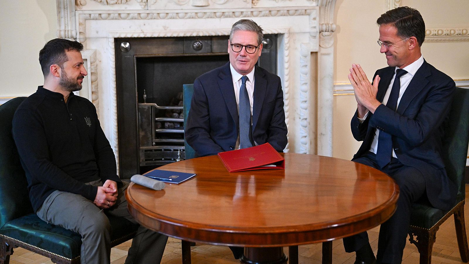 Zelenski, Starmer y Rutte se reúnen en Downing Street