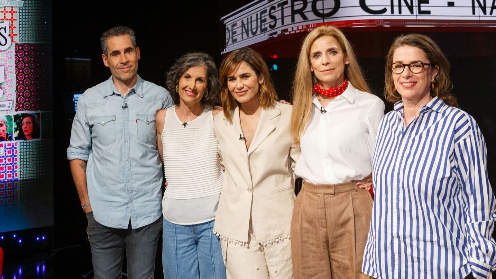 Elena S Sánchez, con los participantes en el coloquio de esta semana en HNC