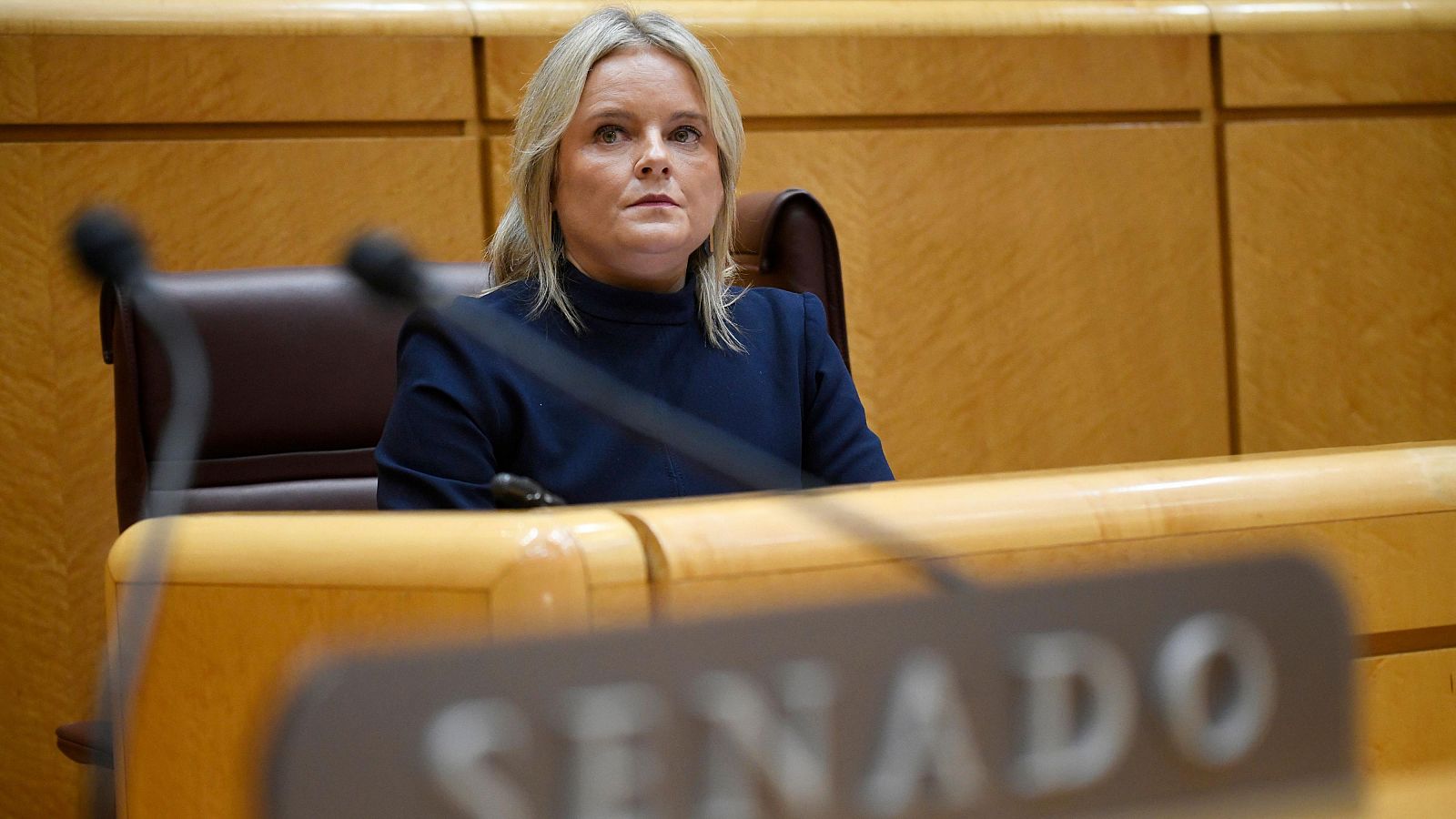 La senadora del PP Marimar Blanco durante el pleno extraordinario en el Senado.