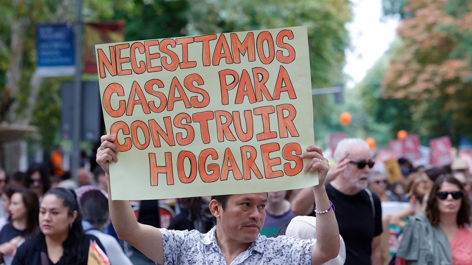 Parque público, incentivos y otras soluciones a la crisis de vivienda