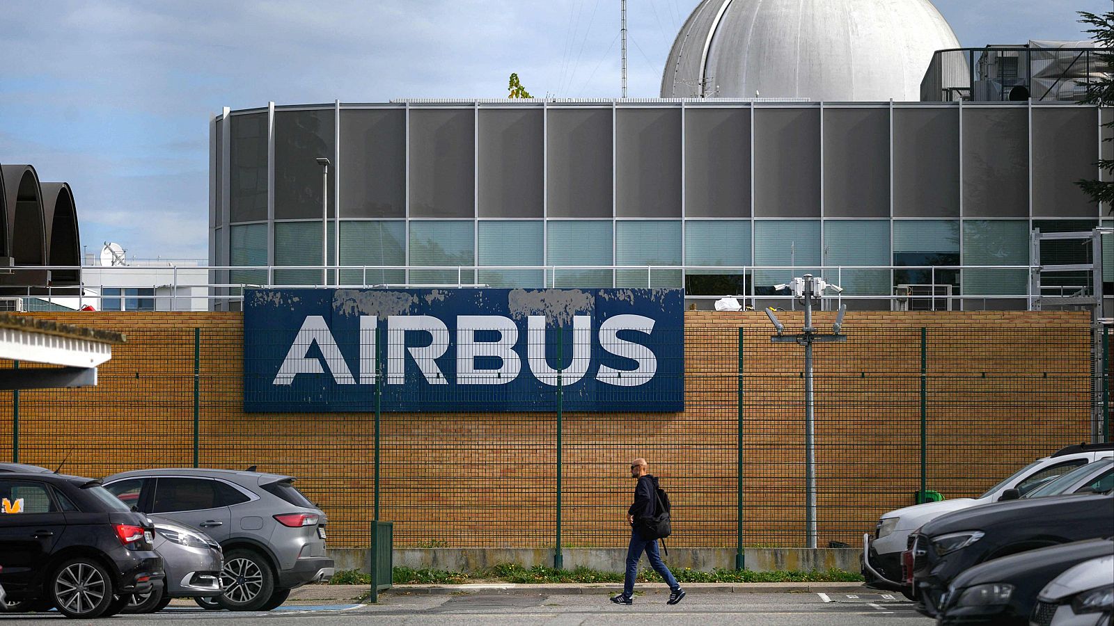 Airbus reducirá hasta 2.500 empleos en su división de defensa y espacio