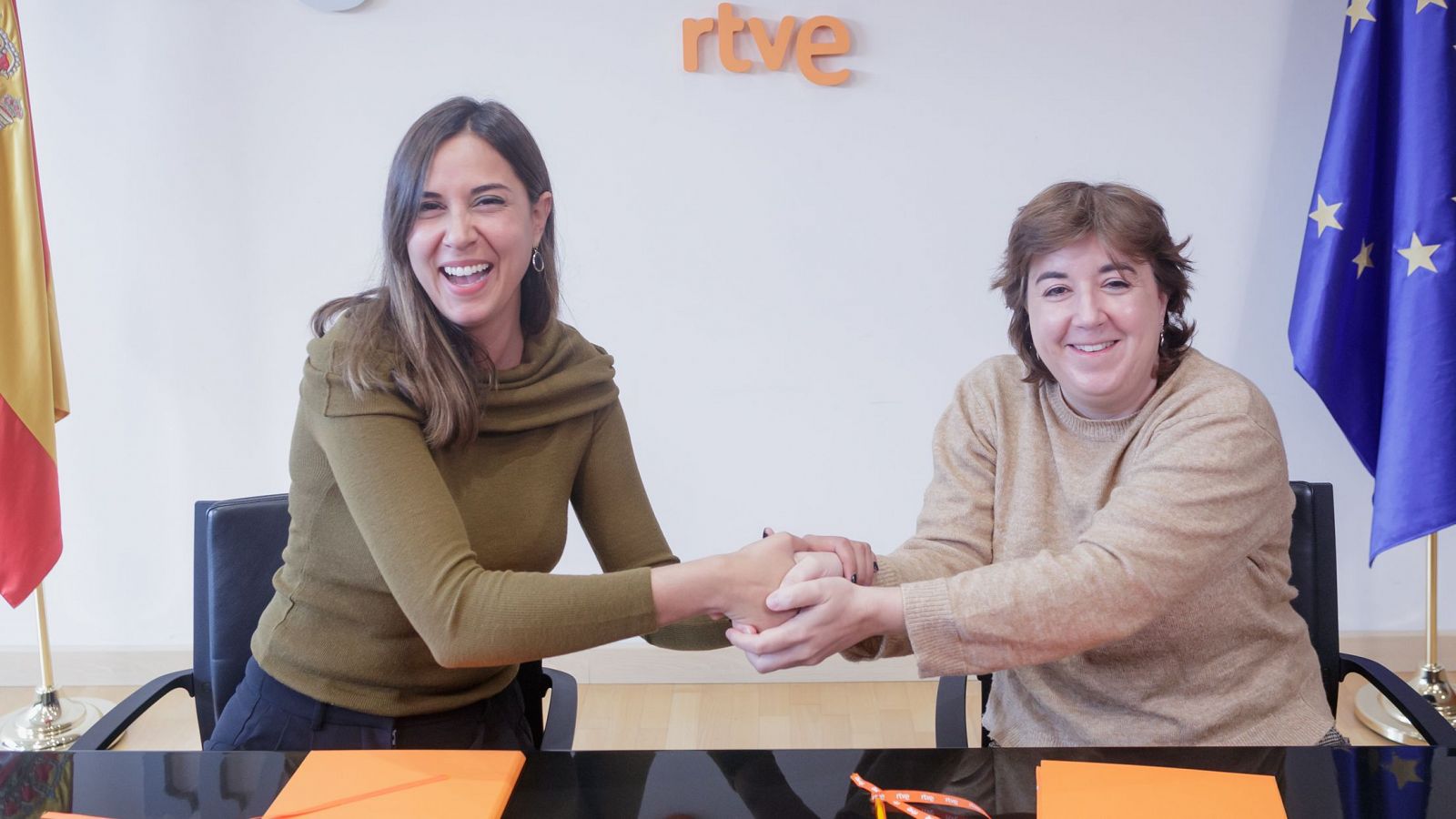 Blanca Jimenez (Ayto Valladolid) y Concepcion Cascajosa (RTVE)