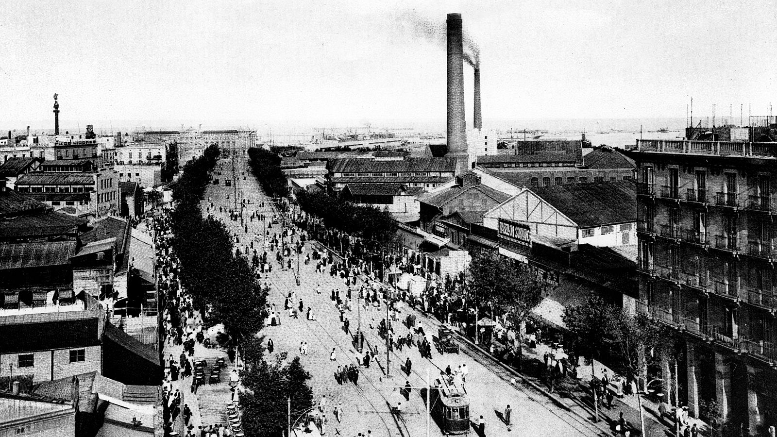 Una vista de la actual avenida del Paralelo de Barcelona a principios del siglo XX